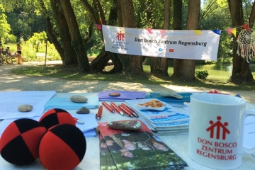 Wir kommen mit mobiler Jugendarbeit zu dir: Donaupark, Stadtpark, am Skatplatz oder in deiner Schule