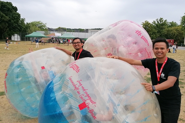 Sommerfestival Bubblesoccer web.jpg