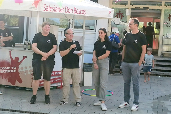 Straßenfest Regensburg Orgateam.jpg