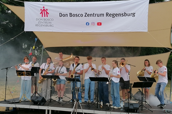 Sommerfestival JBO Brass Band_web.jpg
