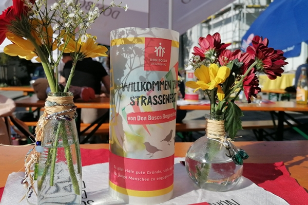 Straßenfest Regensburg Deko.jpg
